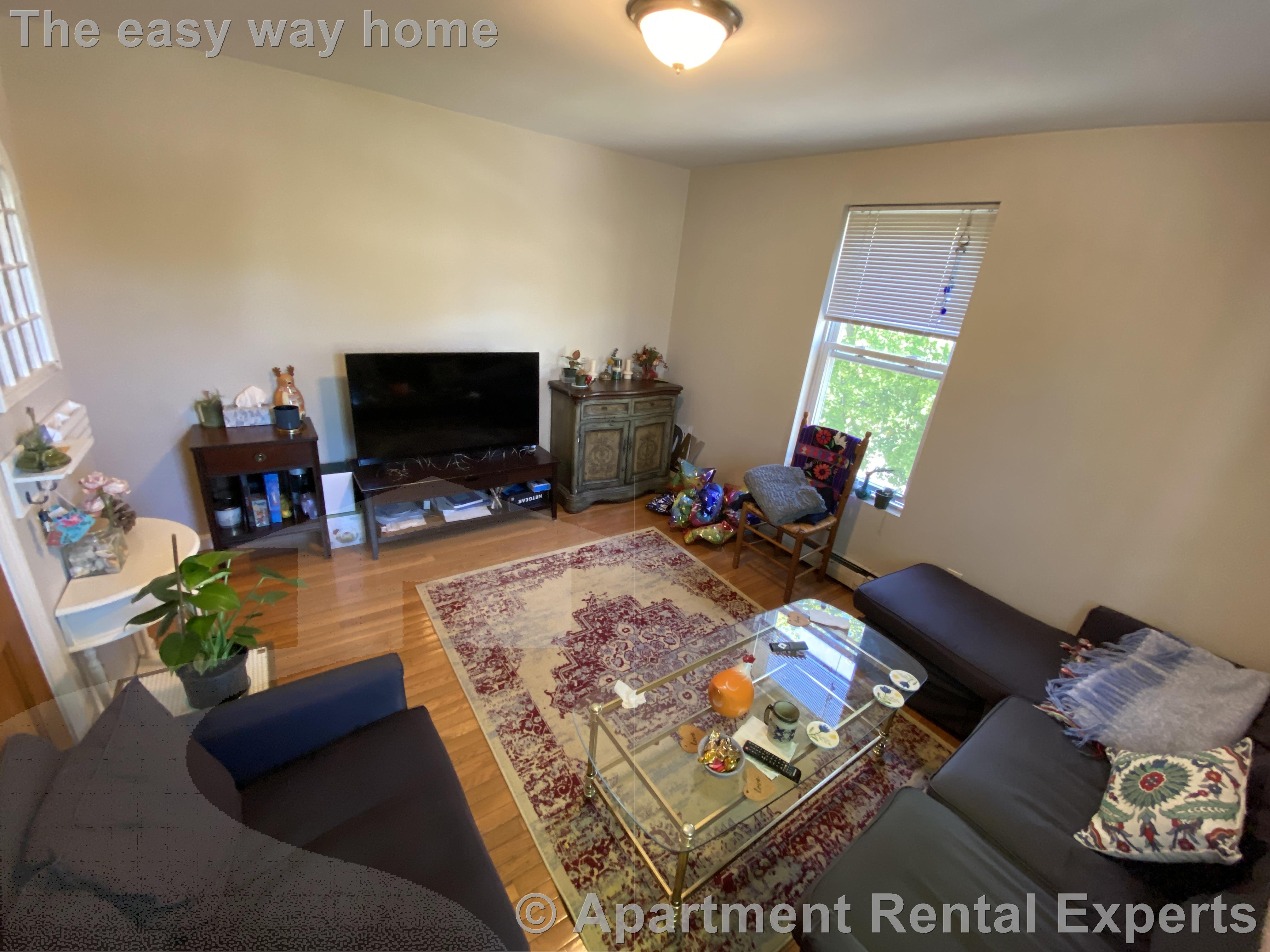 3 bed, 1 bath apartment for rent at 350 Allston St Unit 2, Cambridgeport — photo 2 of 11