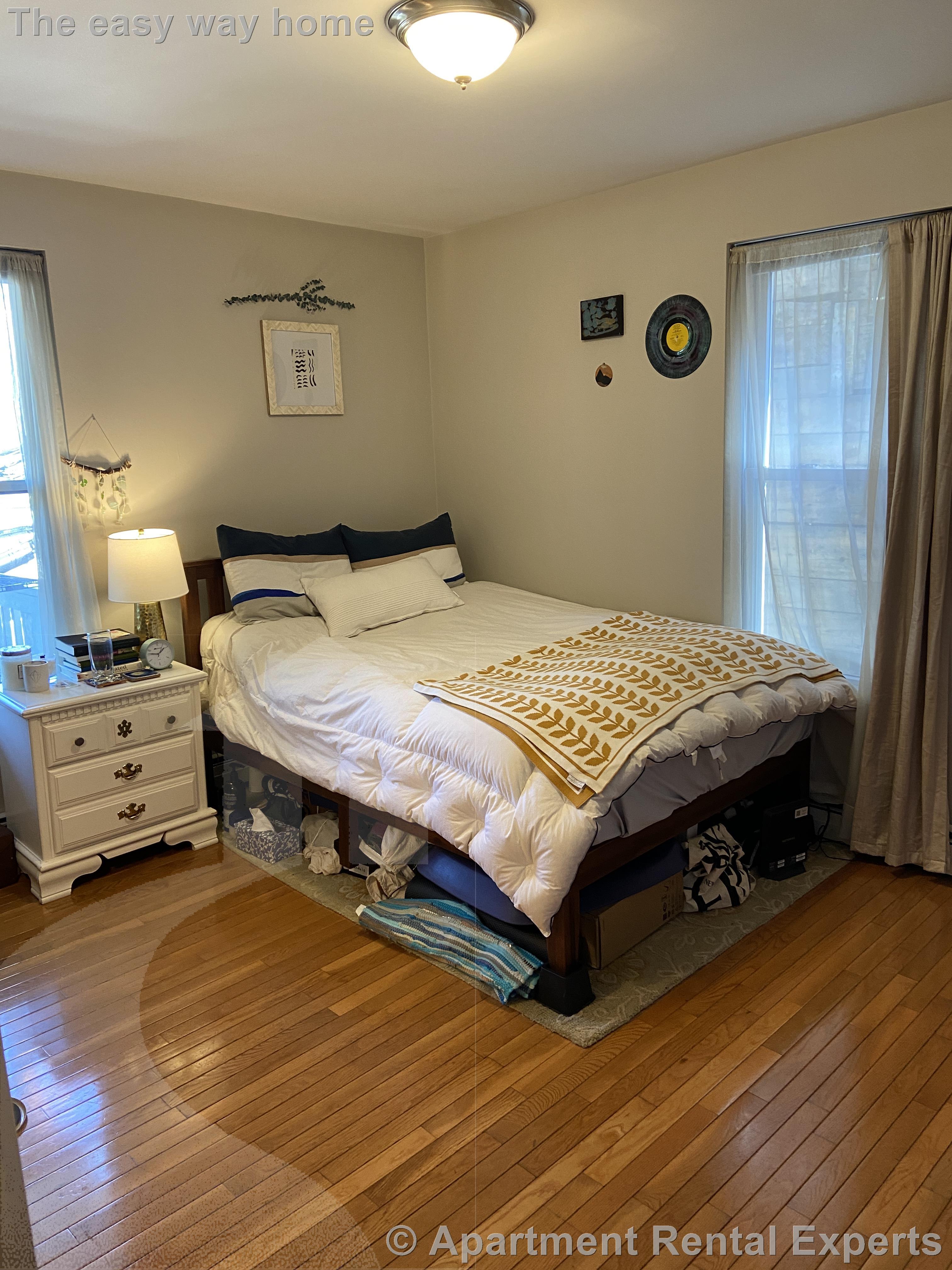 3 bed, 1 bath apartment for rent at 350 Allston St Unit 2, Cambridgeport — photo 7 of 11