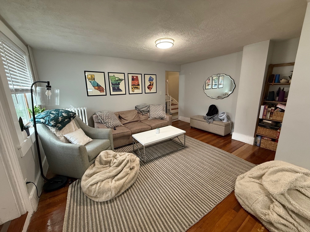 4 bed, 1 bath apartment for rent at 350 Dorchester St Unit 1, South Boston — photo 2 of 31