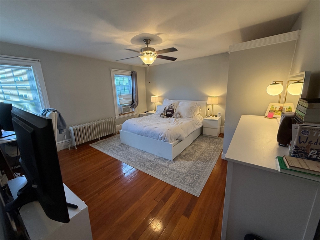 4 bed, 1 bath apartment for rent at 350 Dorchester St Unit 1, South Boston — photo 13 of 31