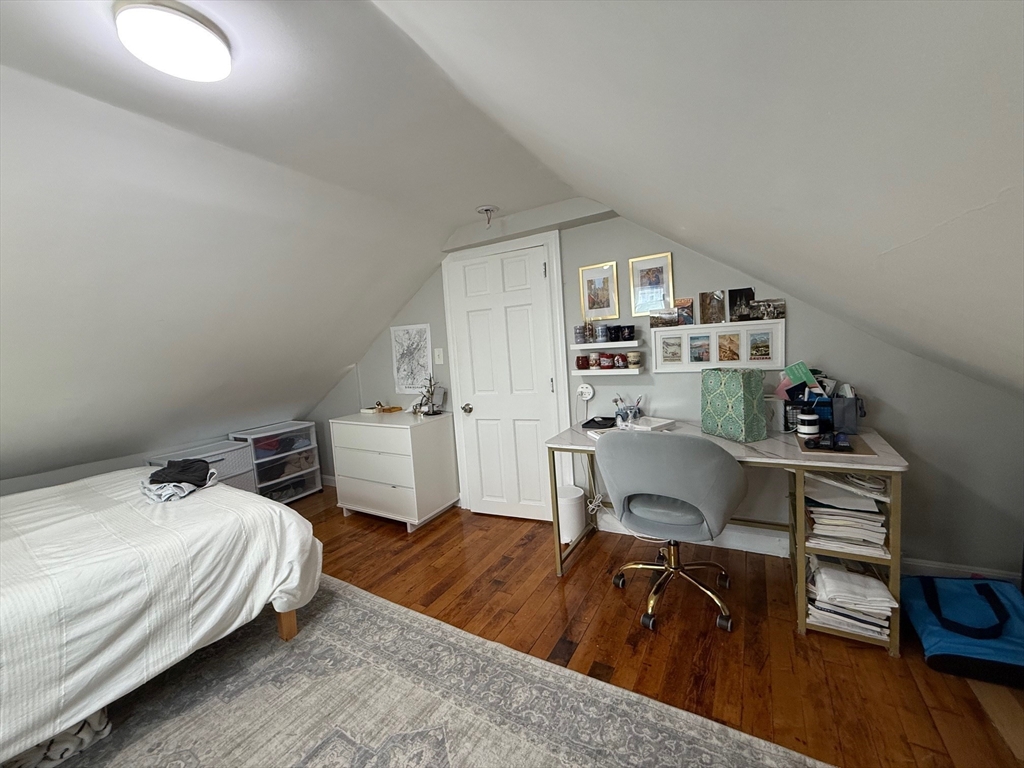 4 bed, 1 bath apartment for rent at 350 Dorchester St Unit 1, South Boston — photo 24 of 31