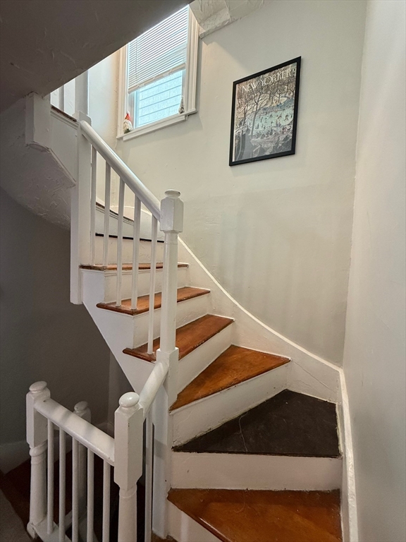 4 bed, 1 bath apartment for rent at 350 Dorchester St Unit 1, South Boston — photo 19 of 31
