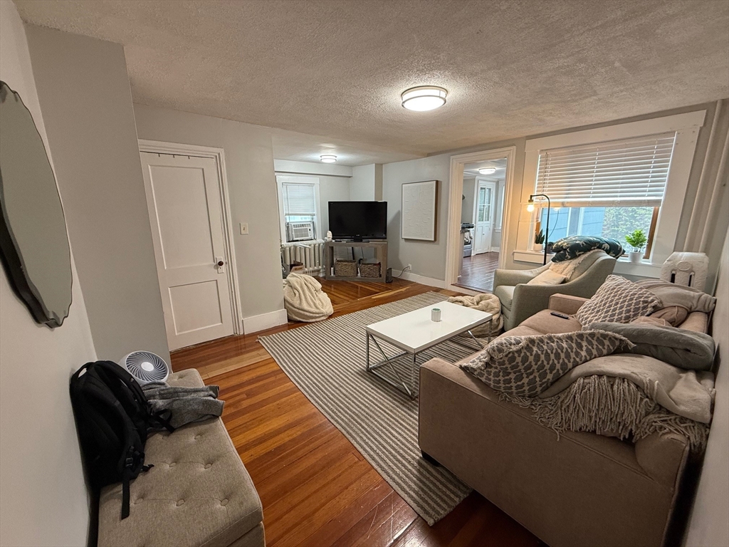 4 bed, 1 bath apartment for rent at 350 Dorchester St Unit 1, South Boston — photo 1 of 31