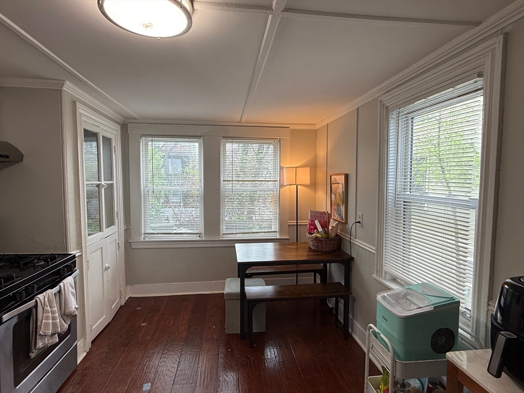 4 bed, 1 bath apartment for rent at 350 Dorchester St Unit 1, South Boston — photo 7 of 31