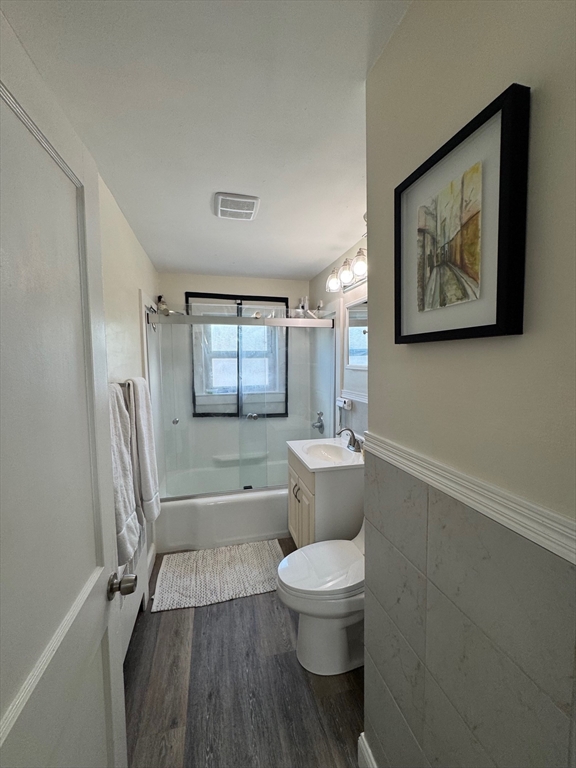 2 bed, 1 bath apartment for rent at 350 Jefferson Ave Unit 2, Salem — photo 12 of 34