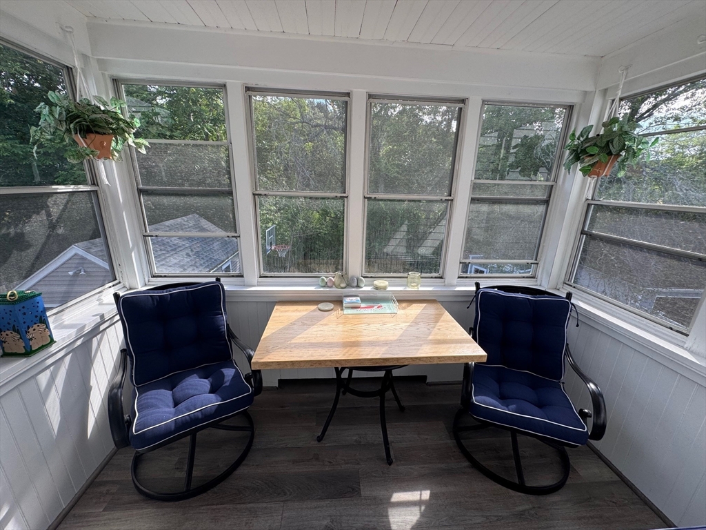 2 bed, 1 bath apartment for rent at 350 Jefferson Ave Unit 2, Salem — photo 21 of 34