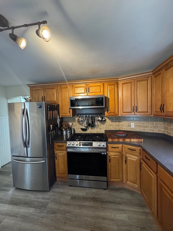 2 bed, 1 bath apartment for rent at 350 Jefferson Ave Unit 2, Salem — photo 13 of 34