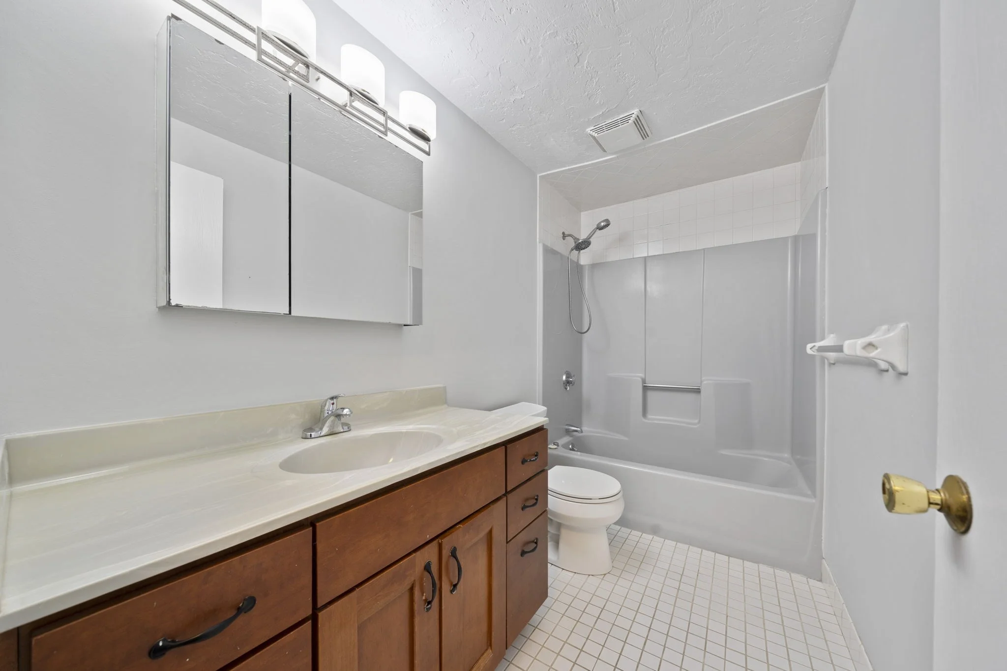 2 bed, 1 bath apartment for rent at 350 Neponset St Unit B, Canton — photo 22 of 23