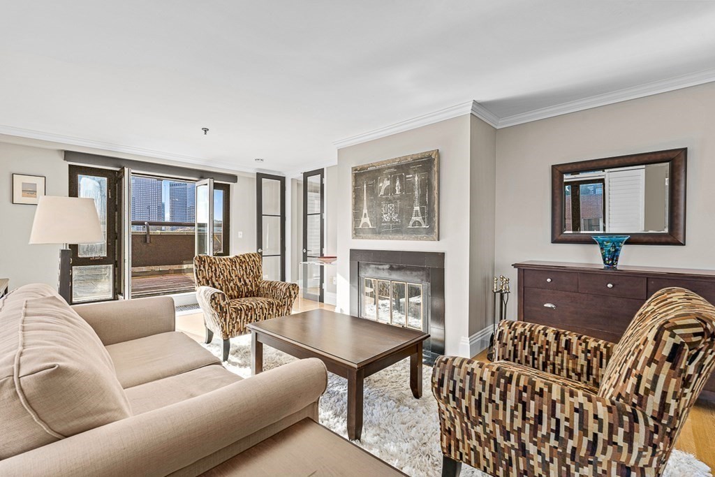 1 bed, 1 bath apartment for rent at 350 North St Unit 702, Waterfront — photo 6 of 24