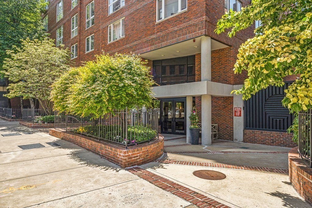 1 bed, 1 bath apartment for rent at 350 North St Unit 702, Waterfront — photo 24 of 24
