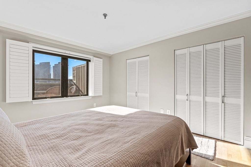 1 bed, 1 bath apartment for rent at 350 North St Unit 702, Waterfront — photo 16 of 24