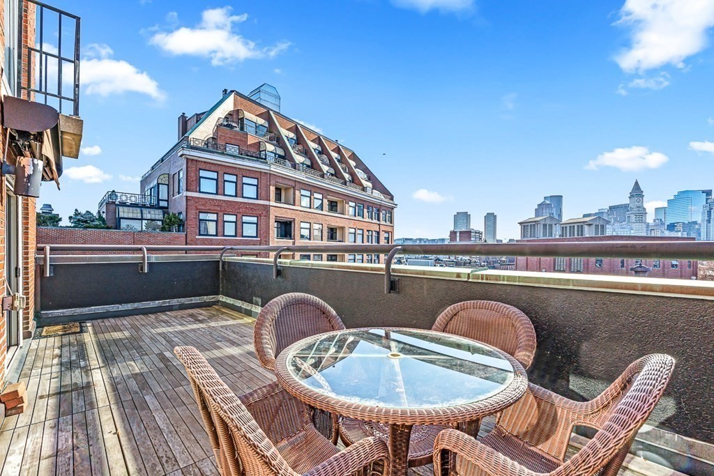 1 bed, 1 bath apartment for rent at 350 North St Unit 702, Waterfront — photo 2 of 24