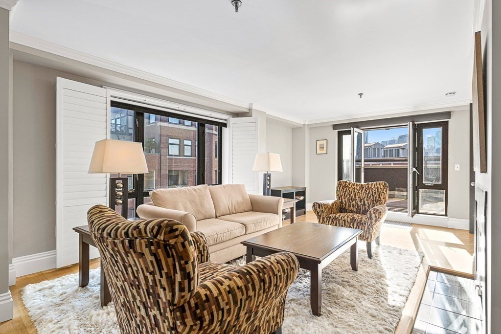 1 bed, 1 bath apartment for rent at 350 North St Unit 702, Waterfront — photo 5 of 24