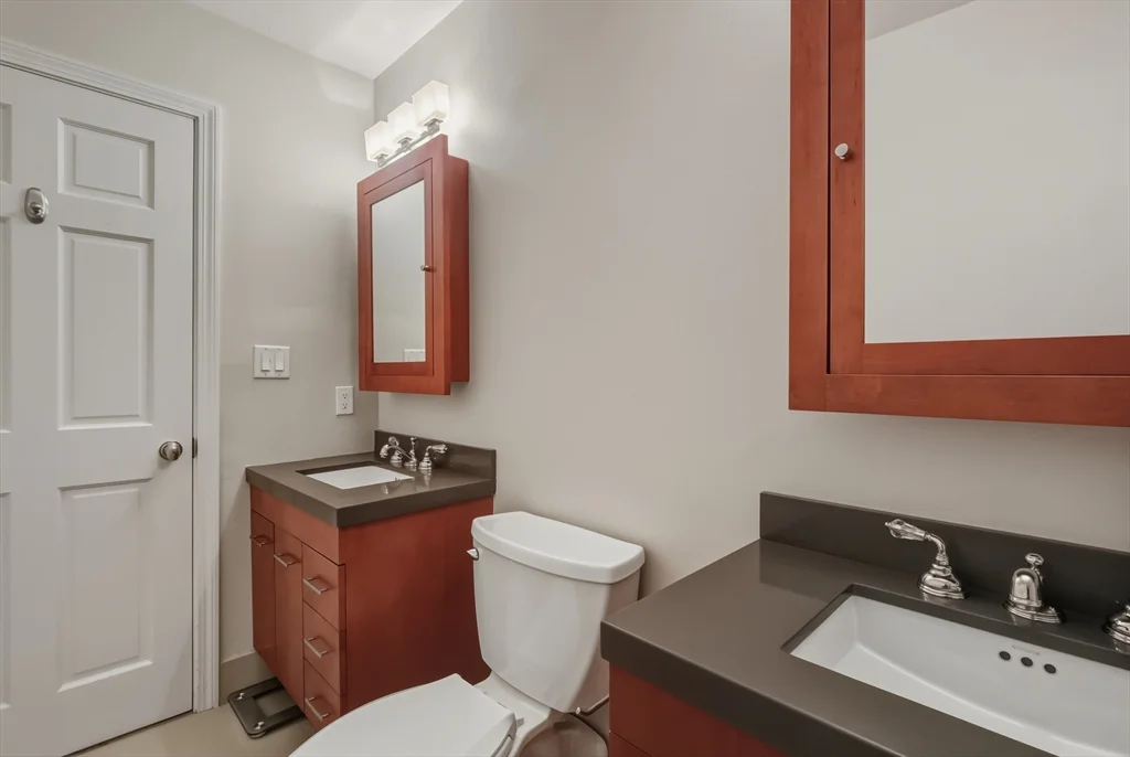 2 bed, 1 bath apartment for rent at 350 North Unit 300, North End — photo 12 of 25