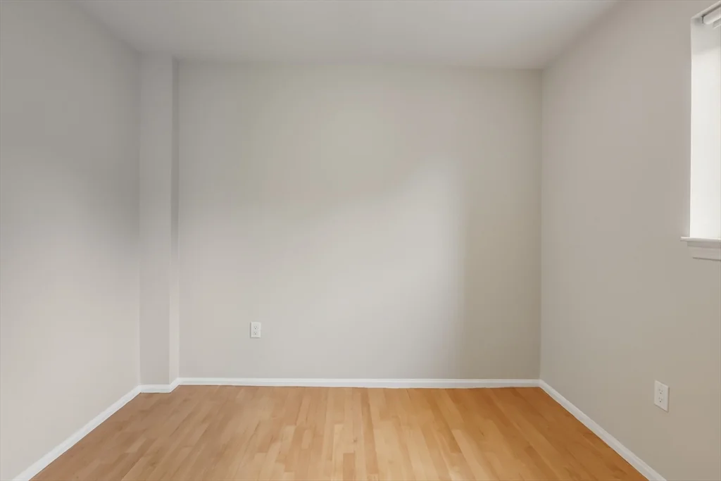 2 bed, 1 bath apartment for rent at 350 North Unit 300, North End — photo 10 of 25