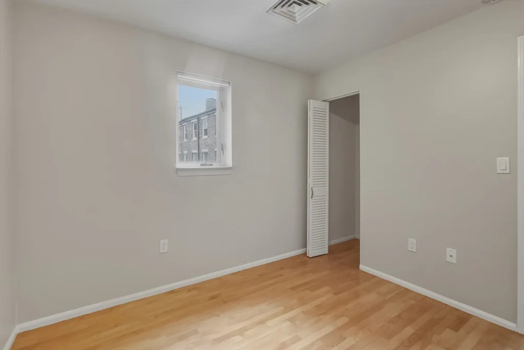 2 bed, 1 bath apartment for rent at 350 North Unit 300, North End — photo 9 of 25