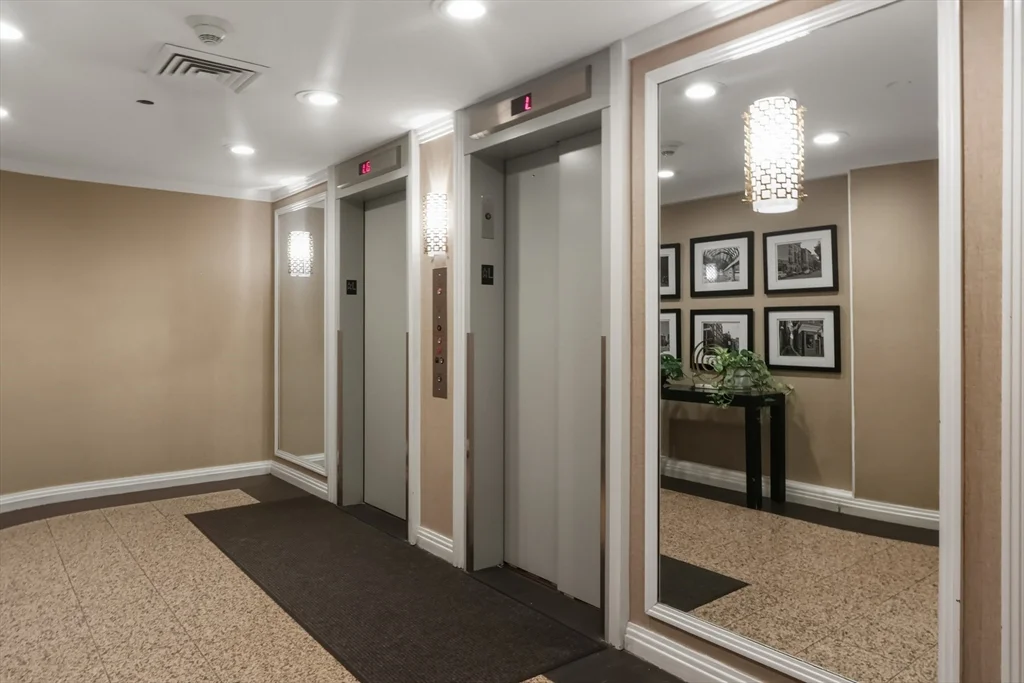 2 bed, 1 bath apartment for rent at 350 North Unit 300, North End — photo 19 of 25