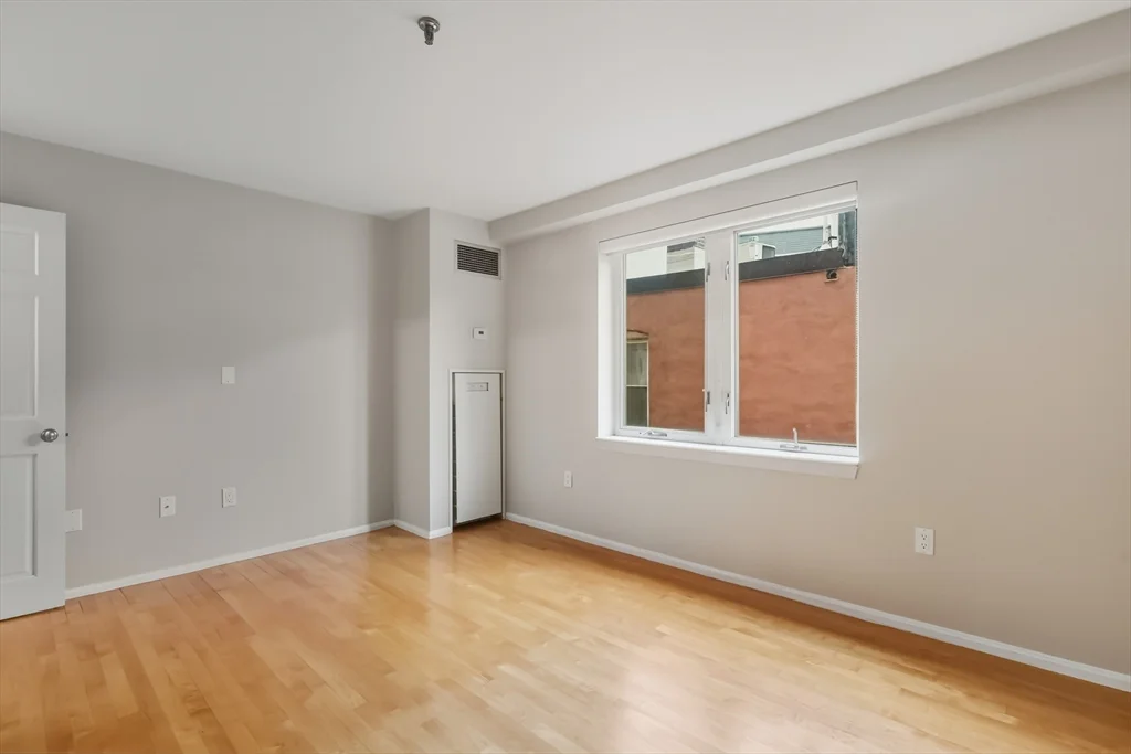 2 bed, 1 bath apartment for rent at 350 North Unit 300, North End — photo 17 of 25