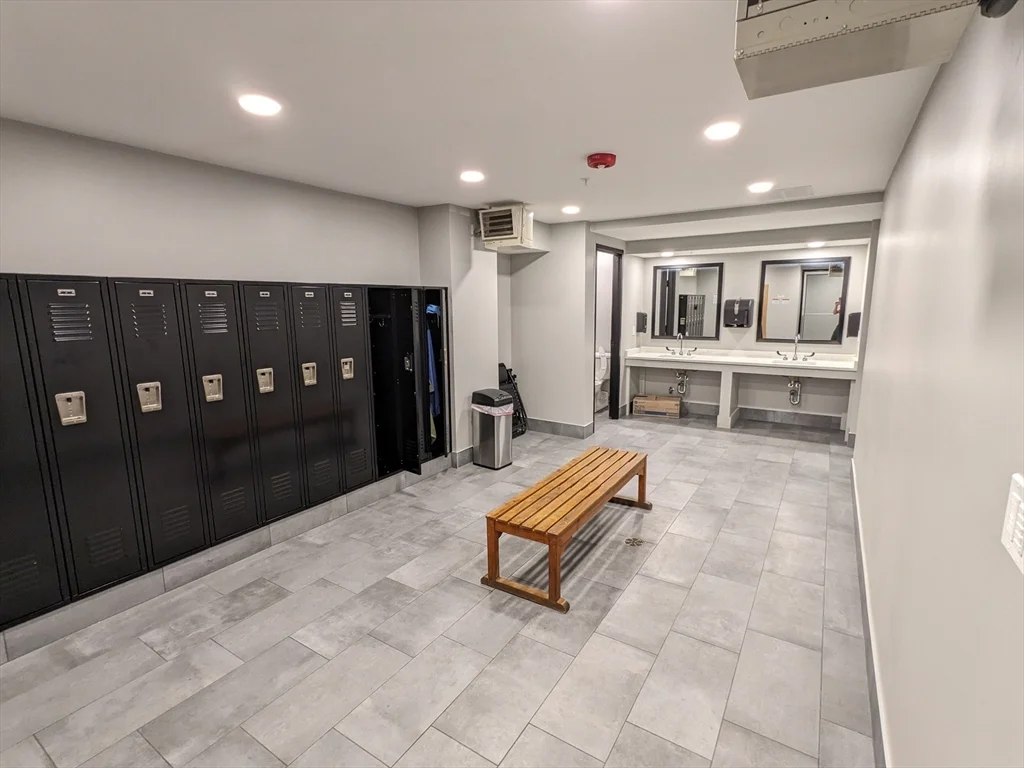 1 bed, 1 bath apartment for rent at 350 Revere Beach Blvd Unit 9, Revere — photo 31 of 39