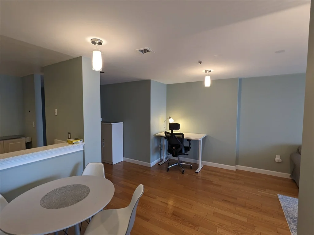 1 bed, 1 bath apartment for rent at 350 Revere Beach Blvd Unit 9, Revere — photo 20 of 39