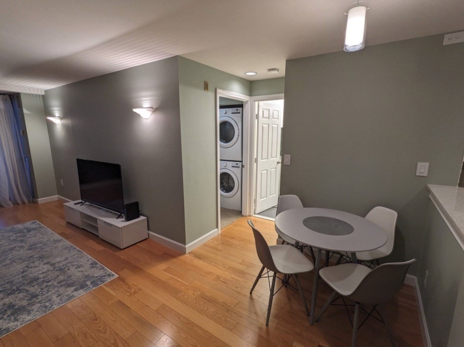 1 bed, 1 bath apartment for rent at 350 Revere Beach Blvd Unit 9Furn, Revere — photo 3 of 16