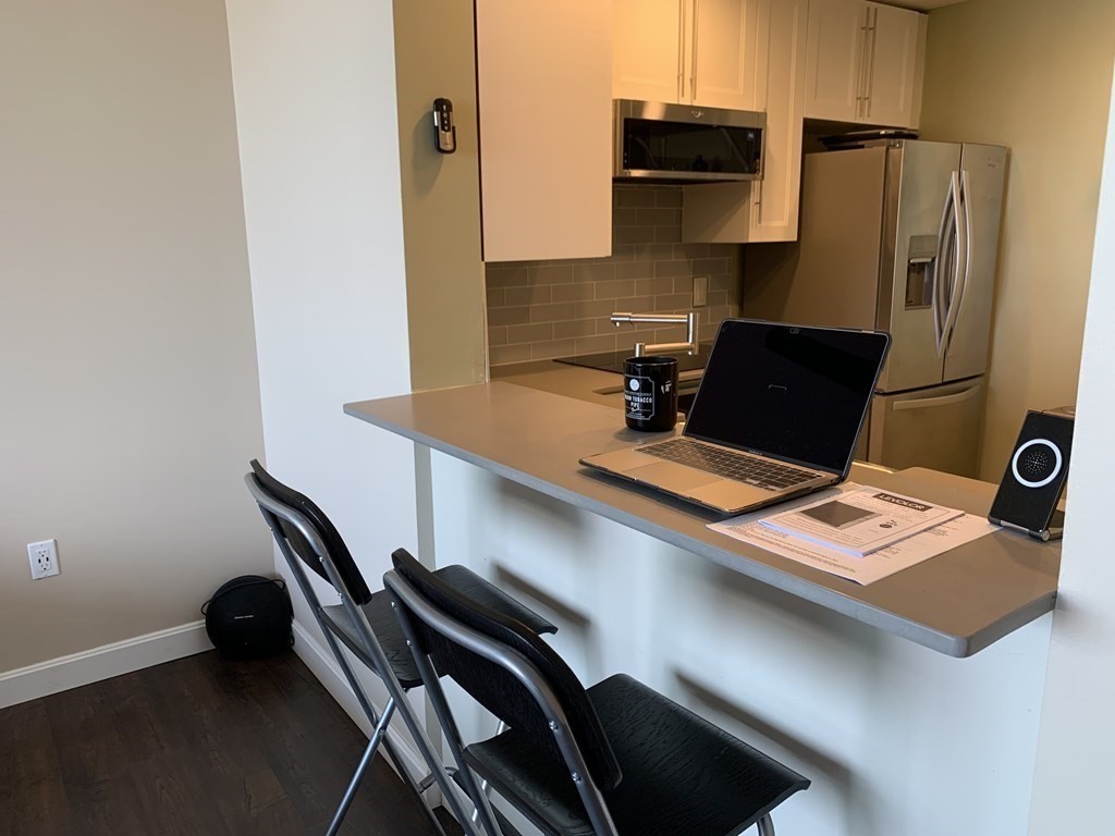 Studio bed, 1 bath apartment for rent at 350 Revere Beach Boulevard Unit 8T, Revere — photo 4 of 30