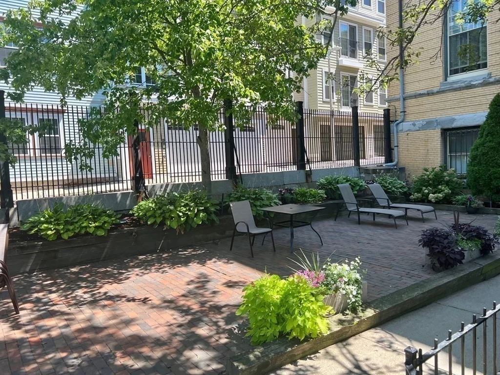 2 bed, 1 bath apartment for rent at 350 W 4th St Unit 102, South Boston — photo 8 of 10