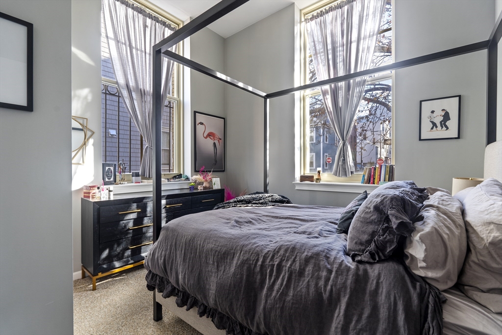 2 bed, 1 bath apartment for rent at 350 W 4th St Unit 200, South Boston — photo 7 of 11