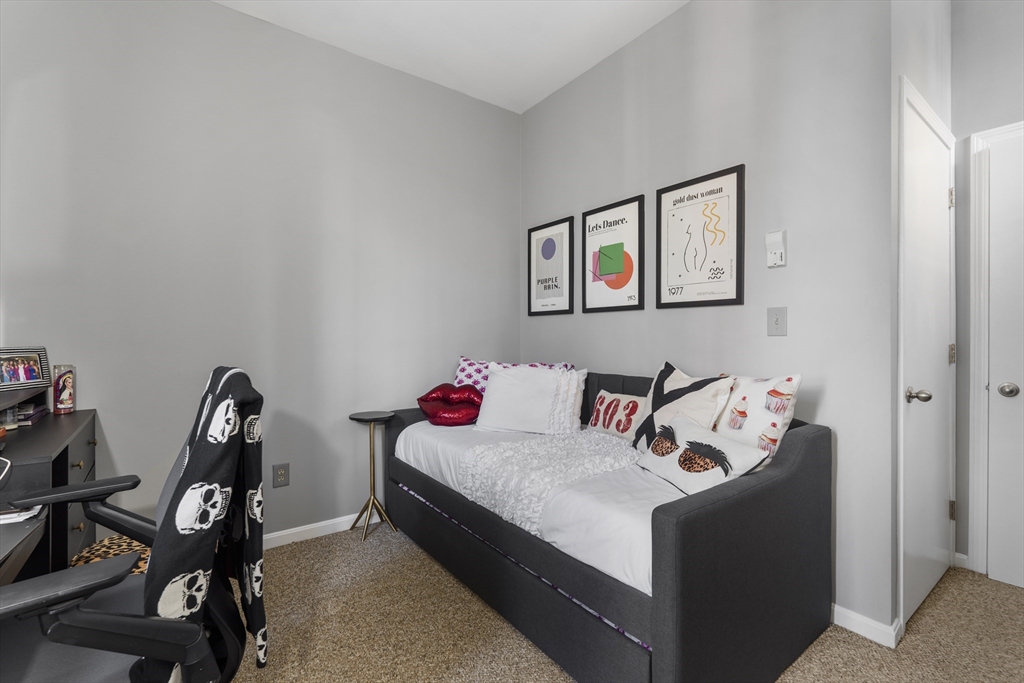 2 bed, 1 bath apartment for rent at 350 W 4th St Unit 200, South Boston — photo 9 of 11