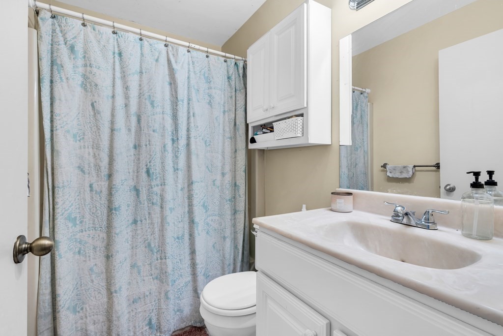 2 bed, 1 bath apartment for rent at 350 W 4th Unit 406, South Boston — photo 12 of 16