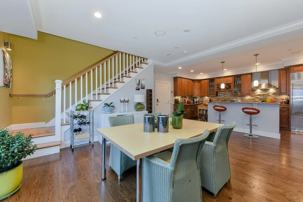 3 bed, 2 bath apartment for rent at 350 West Broadway Unit 10, South Boston — photo 10 of 22
