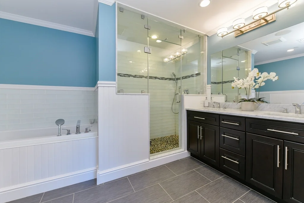 3 bed, 2 bath apartment for rent at 350 West Broadway Unit 10, South Boston — photo 18 of 22