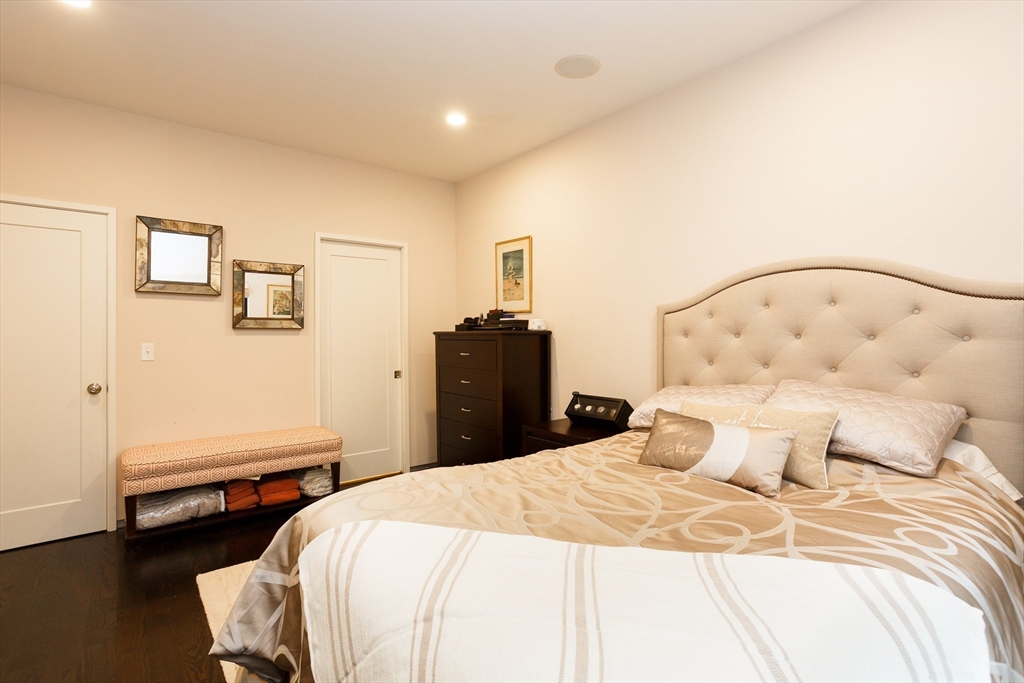 2 bed, 2 bath apartment for rent at 350 West Broadway Unit 4, South Boston — photo 12 of 22