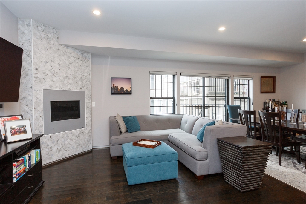 2 bed, 2 bath apartment for rent at 350 West Broadway Unit 4, South Boston — photo 8 of 22