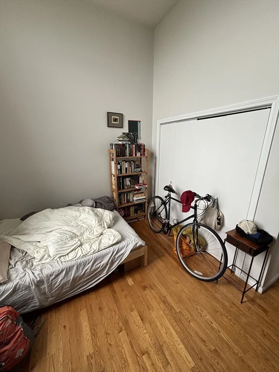 3 bed, 1 bath apartment for rent at 350 W Fourth Unit 408, South Boston — photo 10 of 20