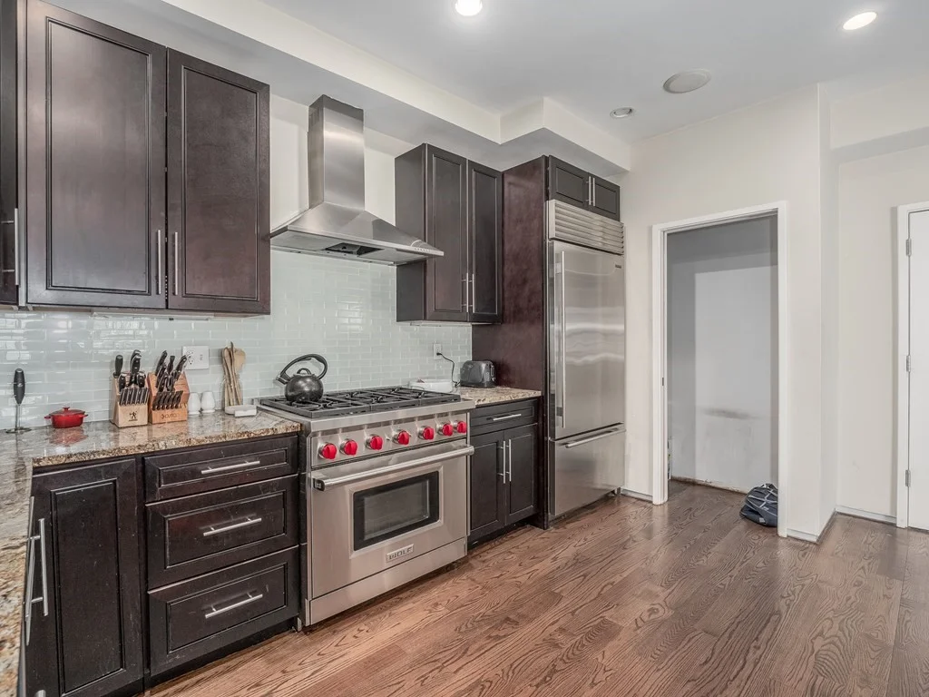 3 bed, 2 bath apartment for rent at 350 West Broadway Unit 3, South Boston — photo 4 of 22