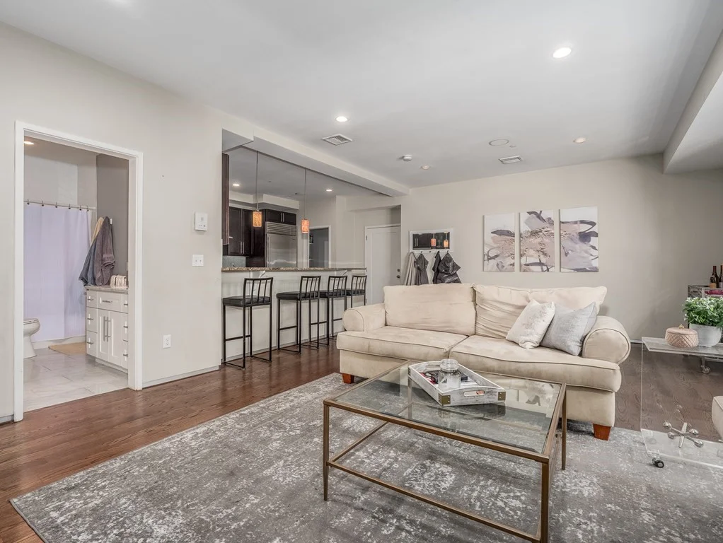 3 bed, 2 bath apartment for rent at 350 West Broadway Unit 3, South Boston — photo 7 of 22