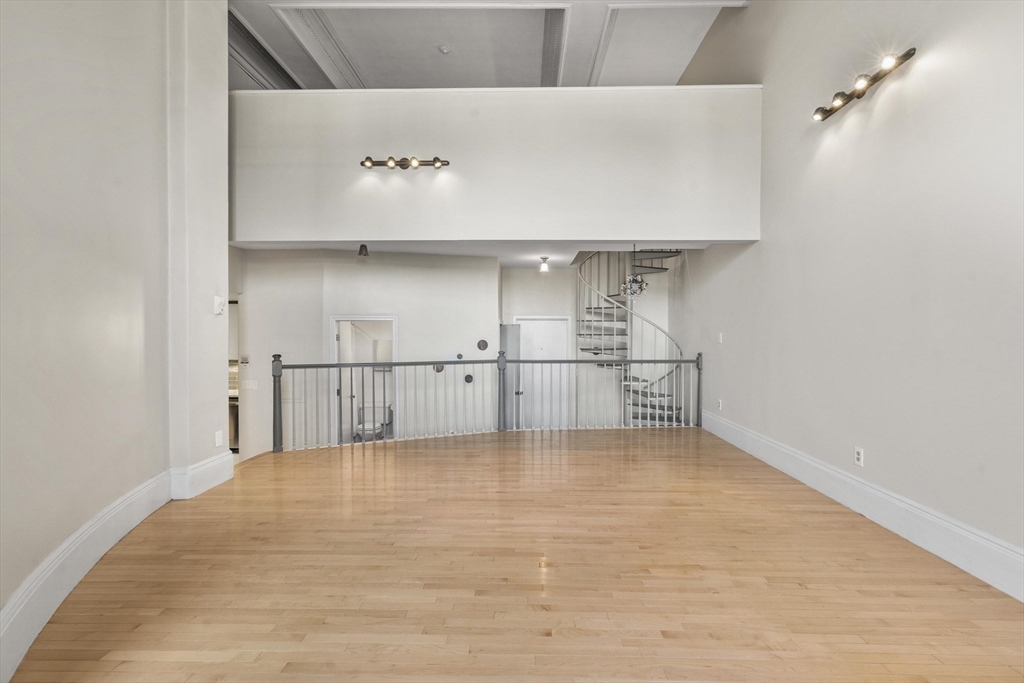 2 bed, 1 bath apartment for rent at 350 W 4th St Unit 413, South Boston — photo 2 of 15