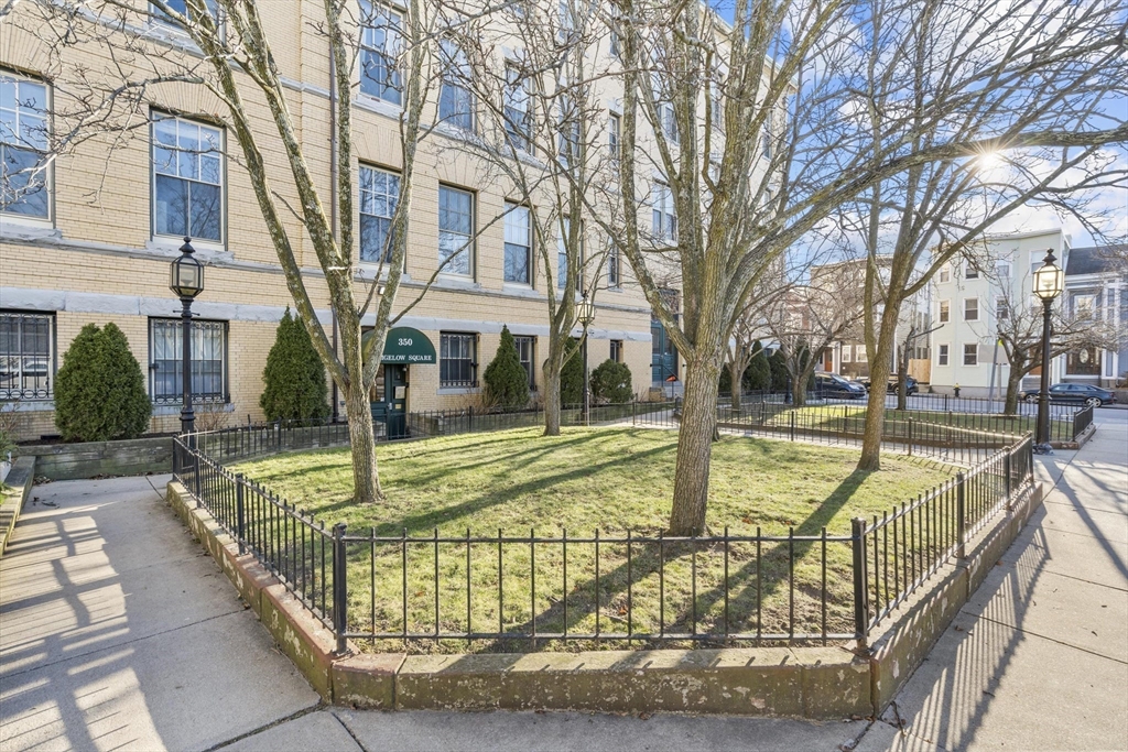 2 bed, 1 bath apartment for rent at 350 W 4th St Unit 413, South Boston — photo 15 of 15