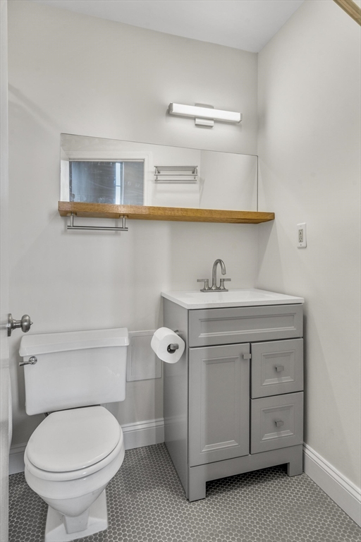 2 bed, 1 bath apartment for rent at 350 W 4th St Unit 413, South Boston — photo 5 of 15