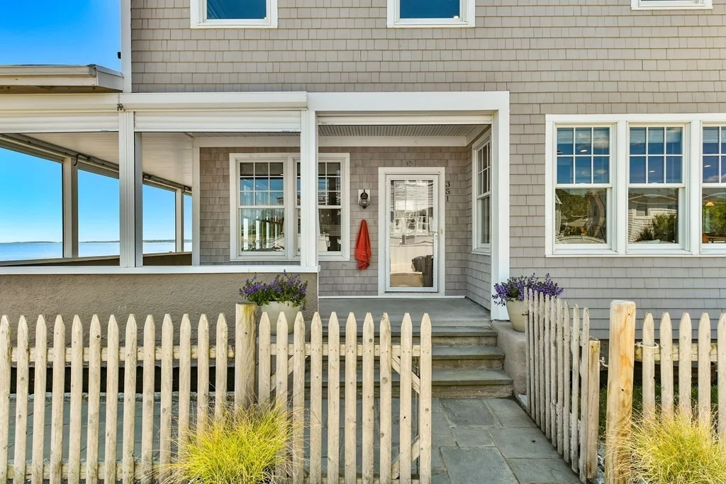 4 bed, 2 bath apartment for rent at 351 Beach Ave, Hull