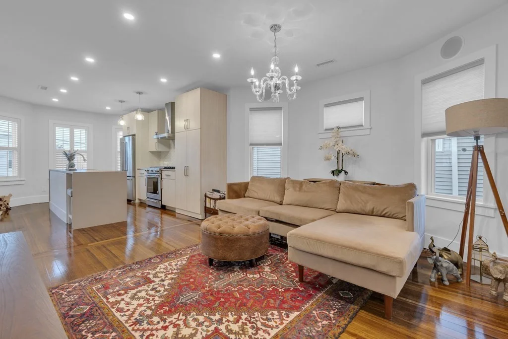 2 bed, 1 bath apartment for rent at 351 Centre St Unit 3, Dorchester — photo 1 of 12