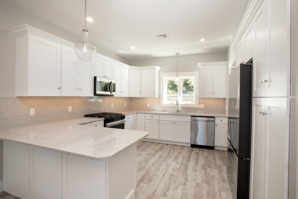 2 bed, 2 bath apartment for rent at 351 Danforth St Unit 8, Fall River — photo 10 of 21