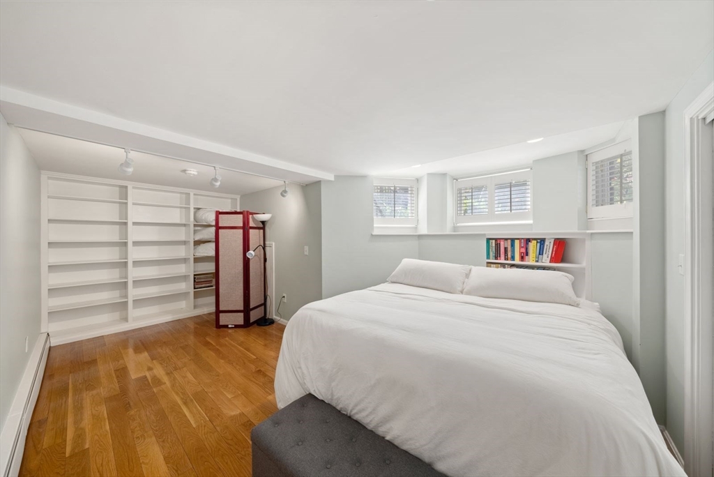 1 bed, 1 bath apartment for rent at 351 Marlborough St Unit 1, Back Bay — photo 12 of 27