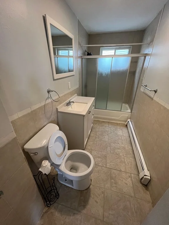 3 bed, 1 bath apartment for rent at 351 Meridian Unit 2, East Boston — photo 17 of 19