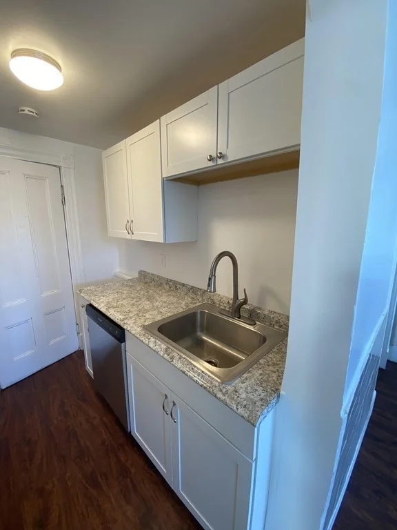 3 bed, 1 bath apartment for rent at 351 Meridian Unit 3, East Boston — photo 3 of 20