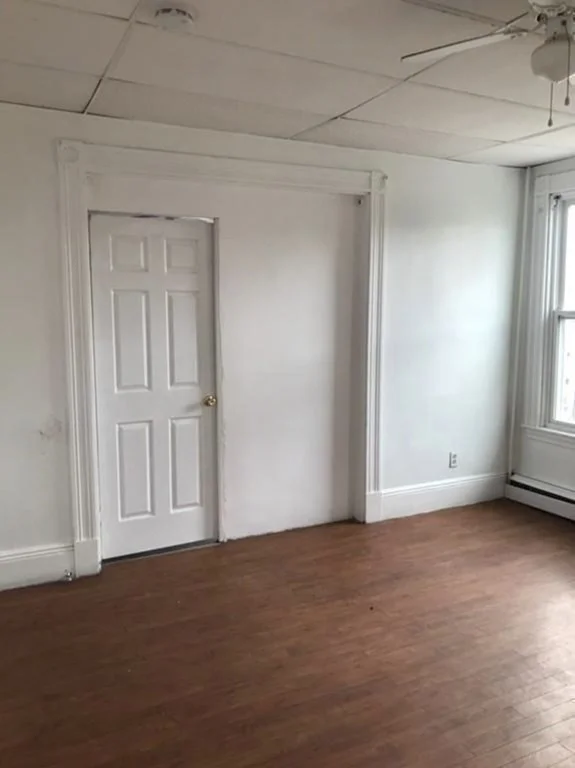 3 bed, 1 bath apartment for rent at 351 Meridian Unit 3, East Boston — photo 9 of 20