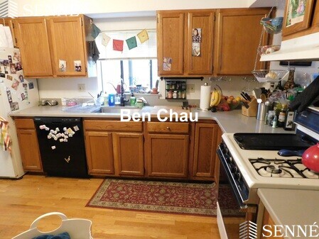 2 bed, 1 bath apartment for rent at 351 Norfolk St Unit 1, Inman Square — photo 2 of 12