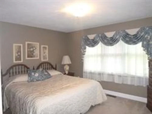 4 bed, 1 bath apartment for rent at 351 Plantation St Unit 0, East Worcester — photo 12 of 20