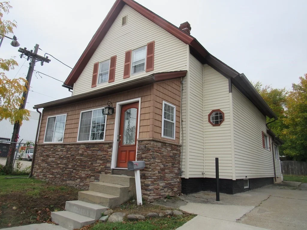 4 bed, 1 bath apartment for rent at 351 Plantation St Unit 0, East Worcester